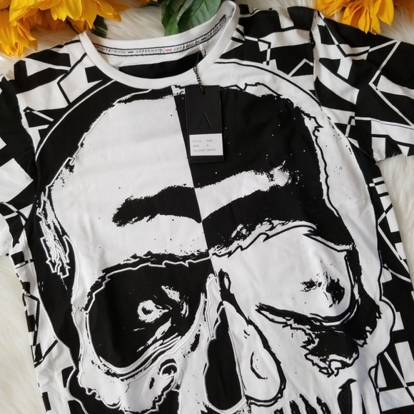 Aftermath Apparel Skull Crew Neck Tee - Picture 3 of 6